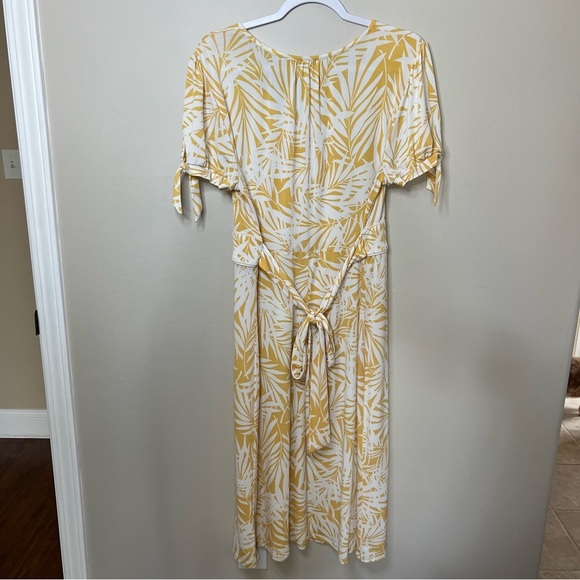 Merona Yellow and White Leaf Print Below the Knee Midi Dress size XXL - Picture 9 of 11
